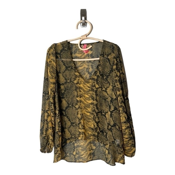 ASO Sheer V Neck Yellow Black Curved Hem Snakeprint Blouse byEightyEight Size S - Picture 11 of 14